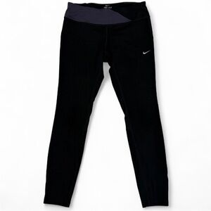 Nike Dri-FIT Color-Block Leggings | Size Medium